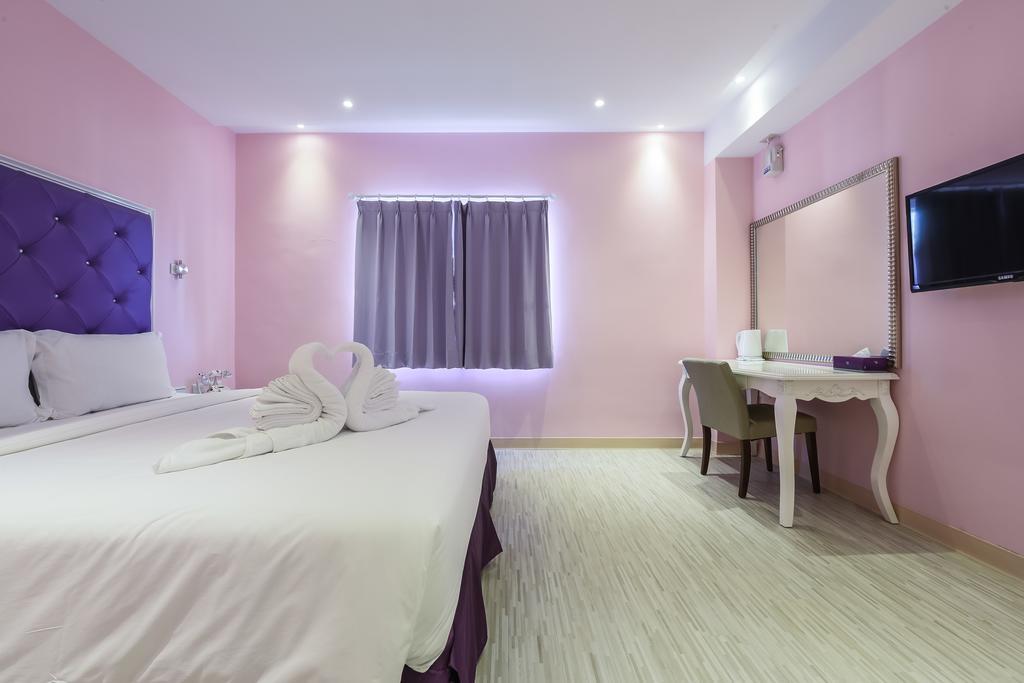 Lion King Hotel Kaohsiung Room photo